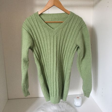 Sweter seledynowy pistacjowy handmade wełna wełniany ręcznie robiony M