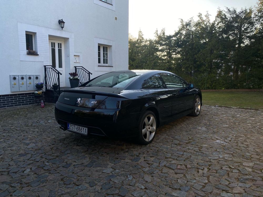 Peugeot 407 coupe