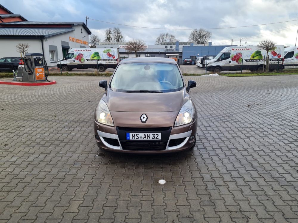 Renault Scenic 2.0 DCI Automat 2011r