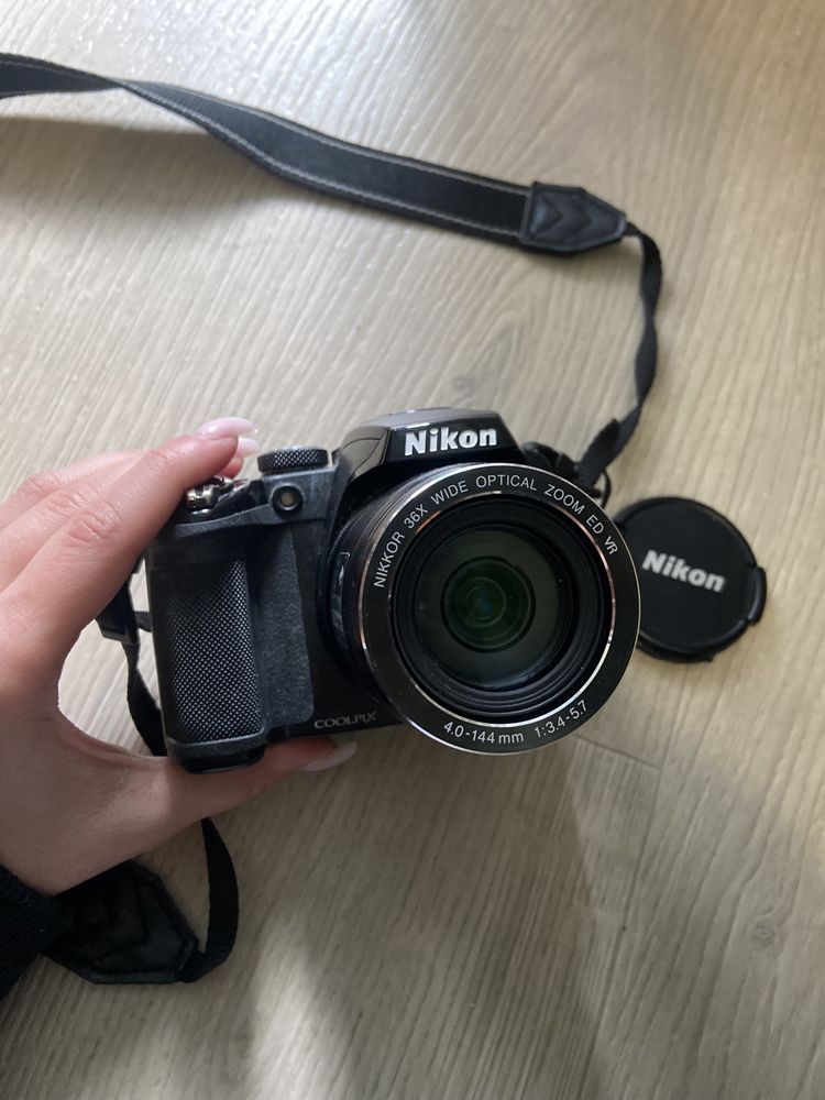 Nikon coolpix p500