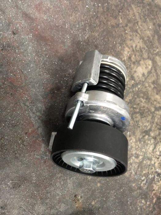 Натяжной ролик поликлинового ремня PROFIT 1014-0123