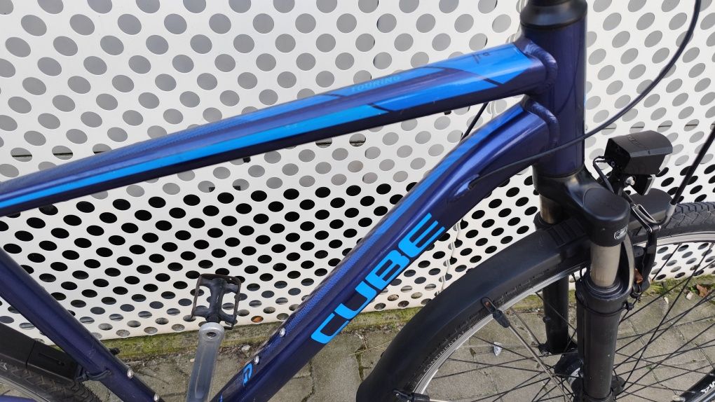 Rower trekkingowy Cube Touring 28” Shimano Deore 3x7, rama 54