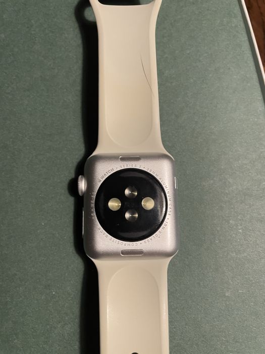 Apple Watch Series 3 38mm – Srebrny,  bateria do wymiany