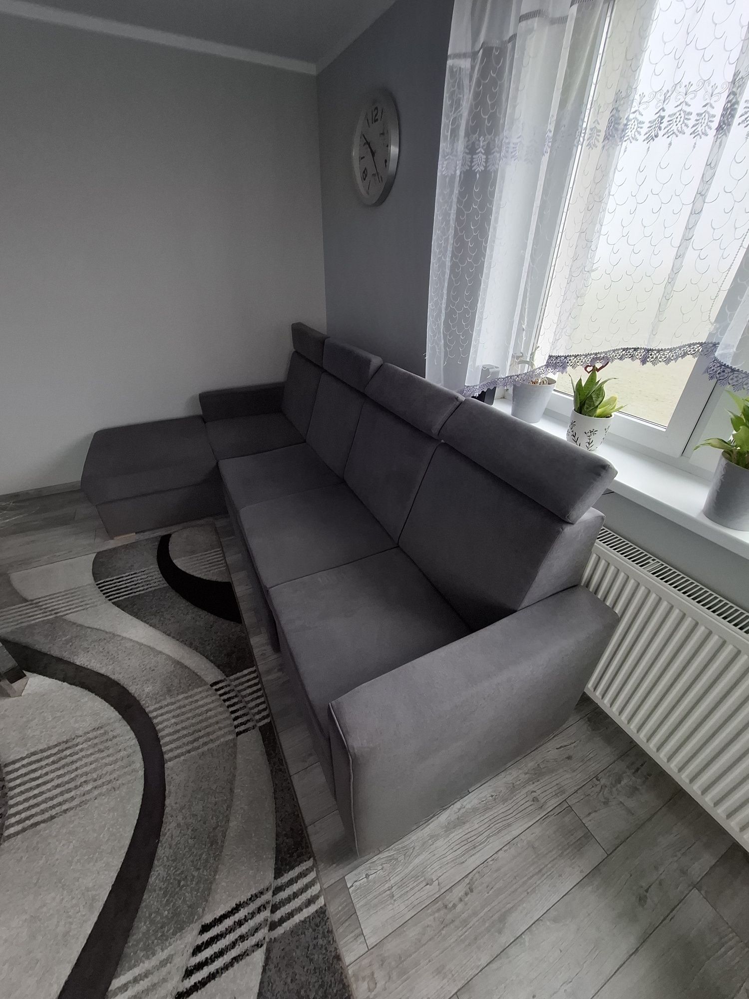 Sprzedam narożnik rozkładany z funkcją relaks