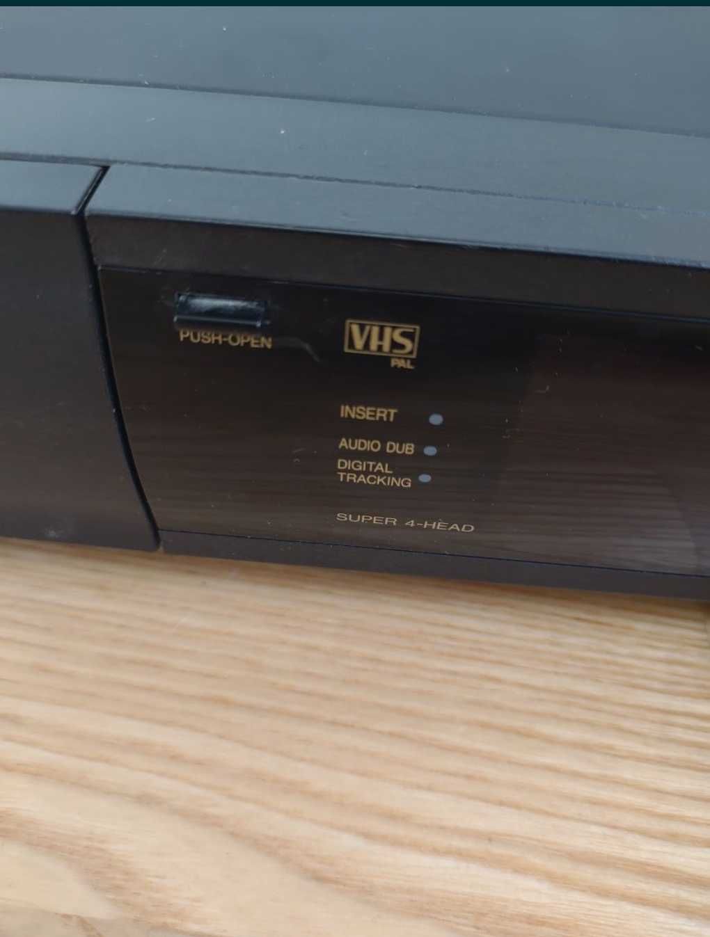 Magnetowid Odtwarzacz VHS PANASONIC NV-J35EE
