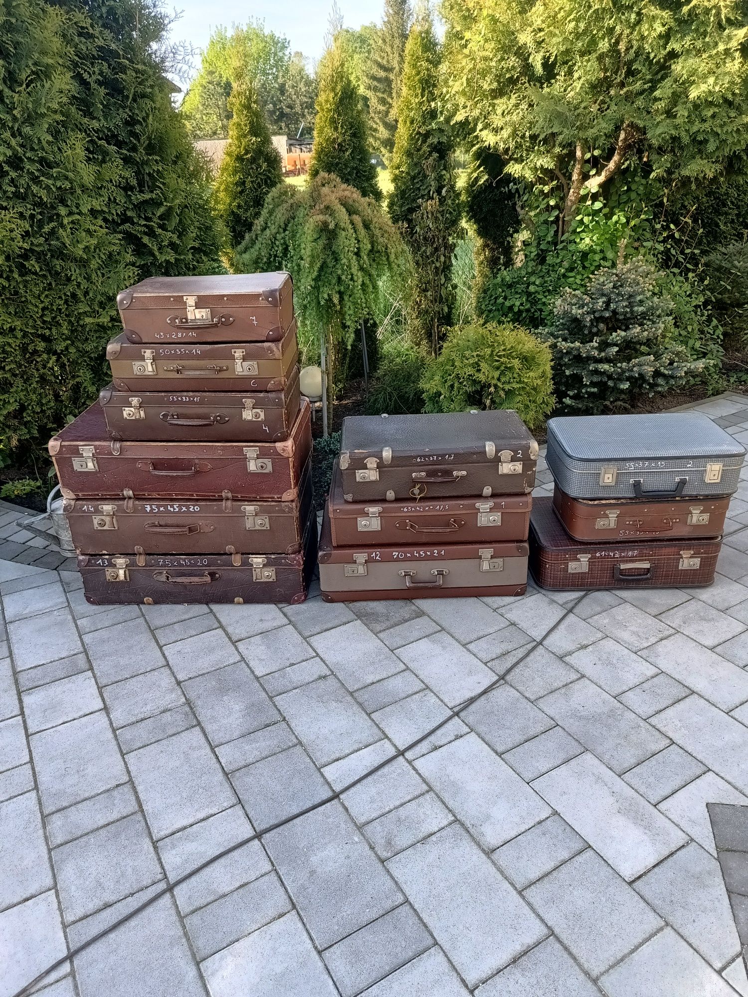 Stare walizki komplet 2szt