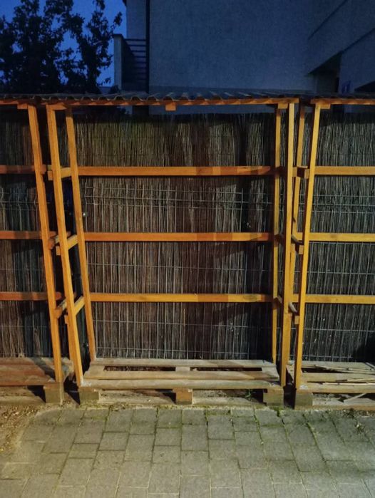 Własnoręcznie robione solidne drewutnie