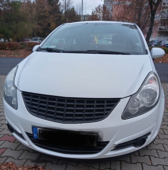 Opel Corsa D 1.2 Benzyna 2009 rok Nowy przegląd i OC Klimatyzacja