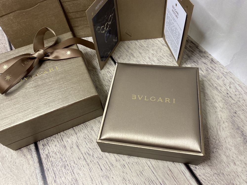 Пакування під підвіс Булгарі Bvlgari.Нове.Повний комплект.