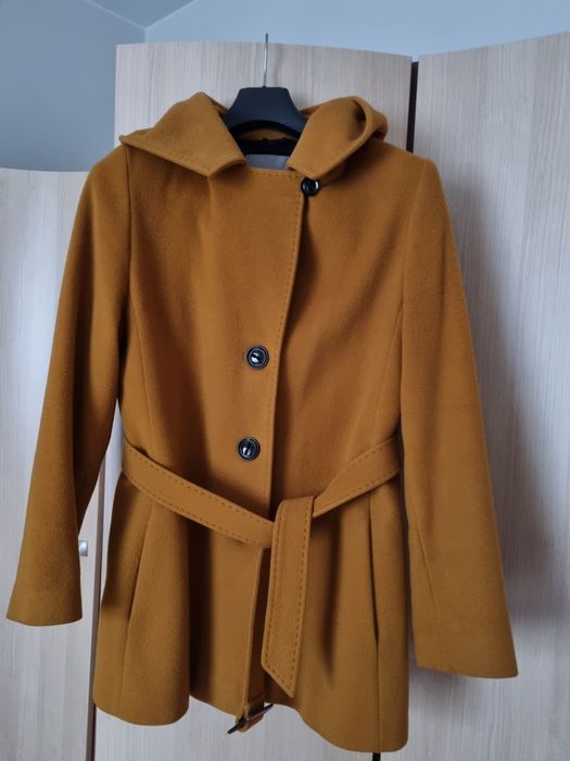 Kurtka firmy Aryton. Rozmiar 42