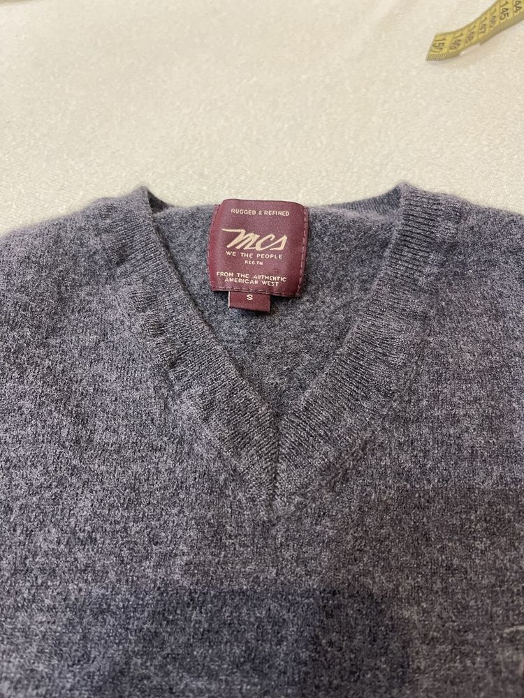 Wełniany sweter szary dla dziecka
