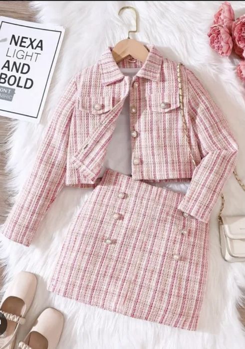 Костюм на дівчинку 7-8 років спідниця піджак