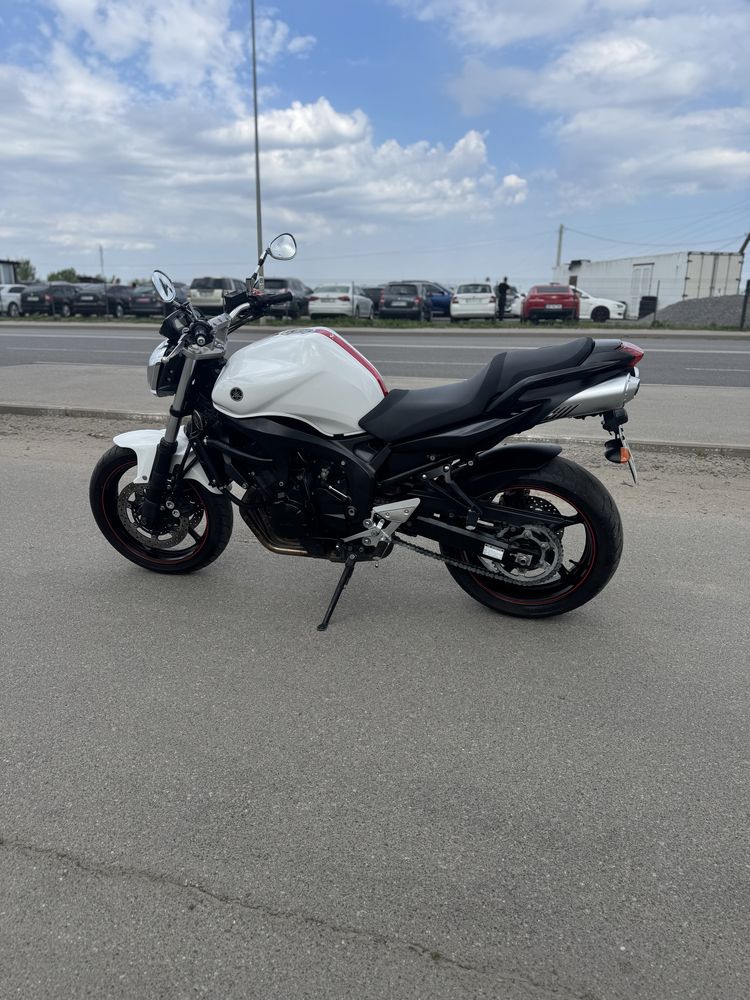 Продам Yamaha Fazer 600 ,fz600