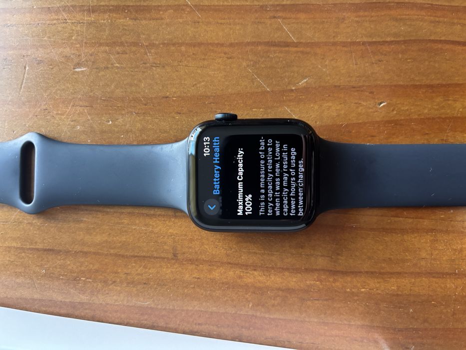 Apple Watch SE (2a Geração) - 44mm