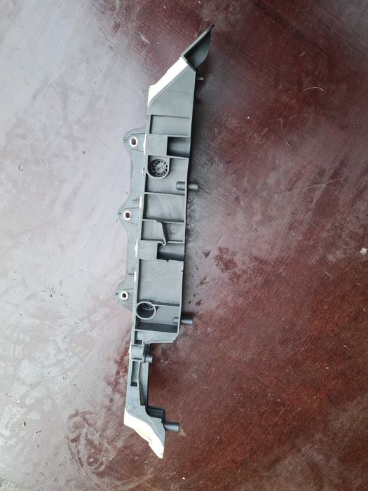 BMW X4 G02 2.0 D 20r X3 G01 dolna część ścianki przedniej prawa