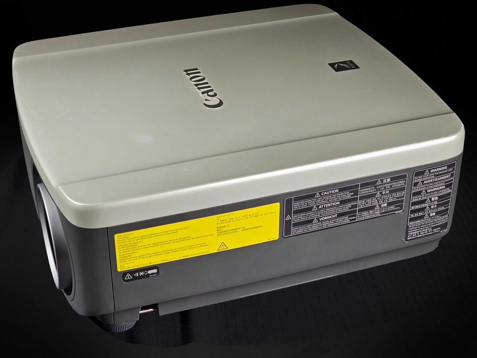 Професійний яскравий проєктор Canon WUX6010 (6000lm ANSI) WUXGA FullHD