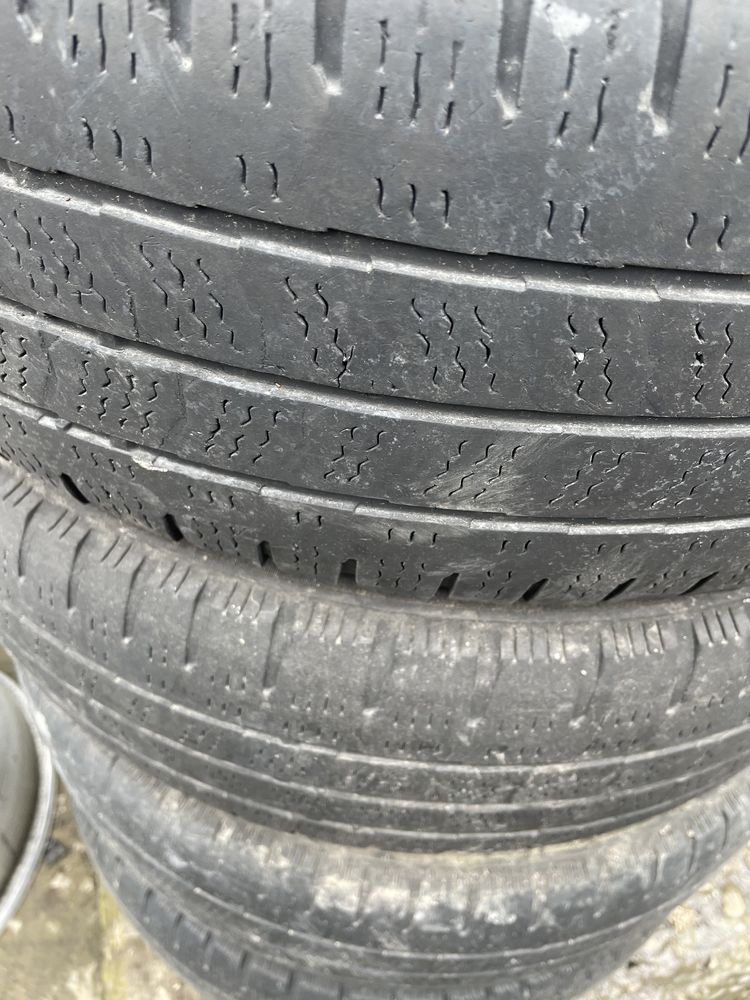 Kleber 215/65 R16C шина резіна грузова колеса