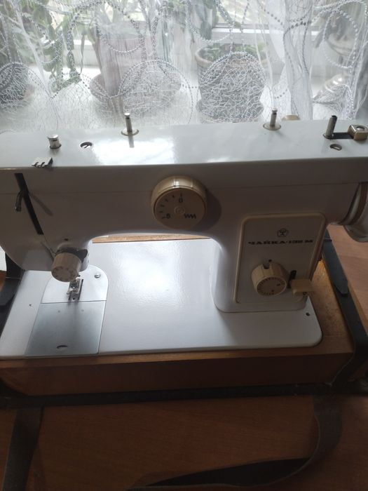 Швейная машинка Чайка 132 М