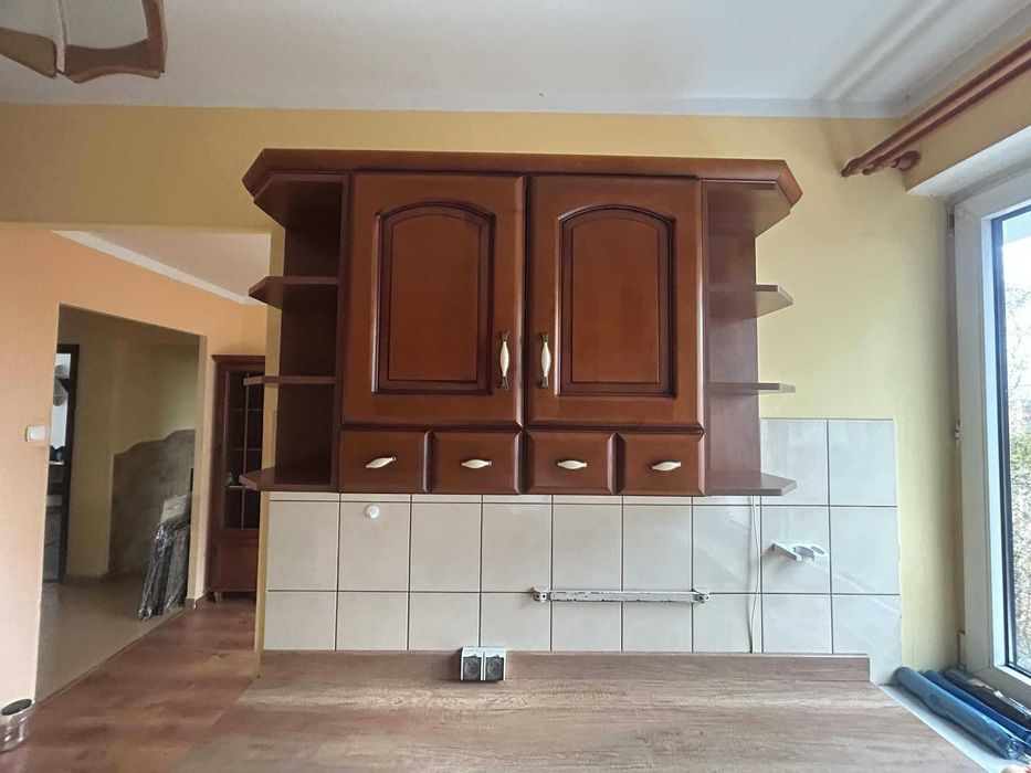 Meble do kuchni z wyposażeniem, drewniane fronty