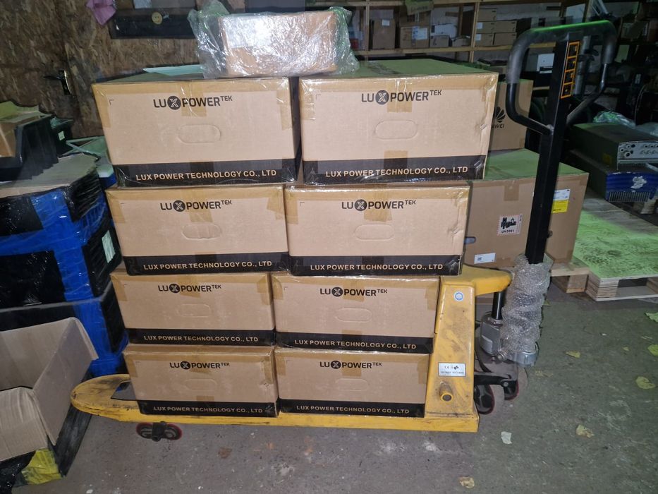 Гібридний інвертор LUXPOWER SNA6000 WPV