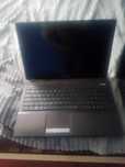 Laptop Asus włącza się do pewnego momentu