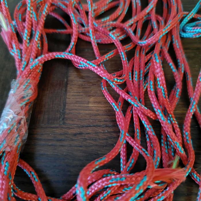 Sznurki do wykonania biżuterii lub innych ozdób