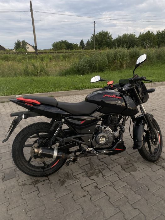 Мотоцикл Bajaj Pulsar 180