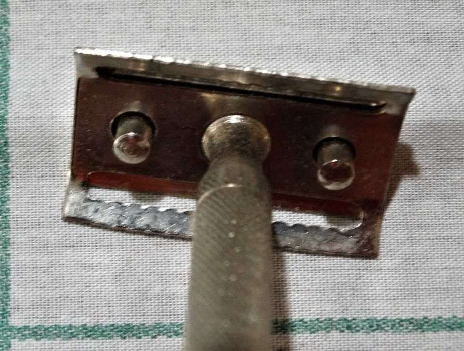 Lâmina de barbear tipo Gillette
