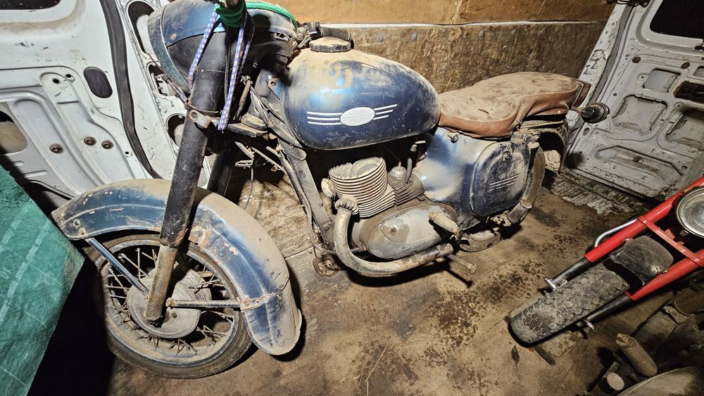 Jawa 250 353  panonia