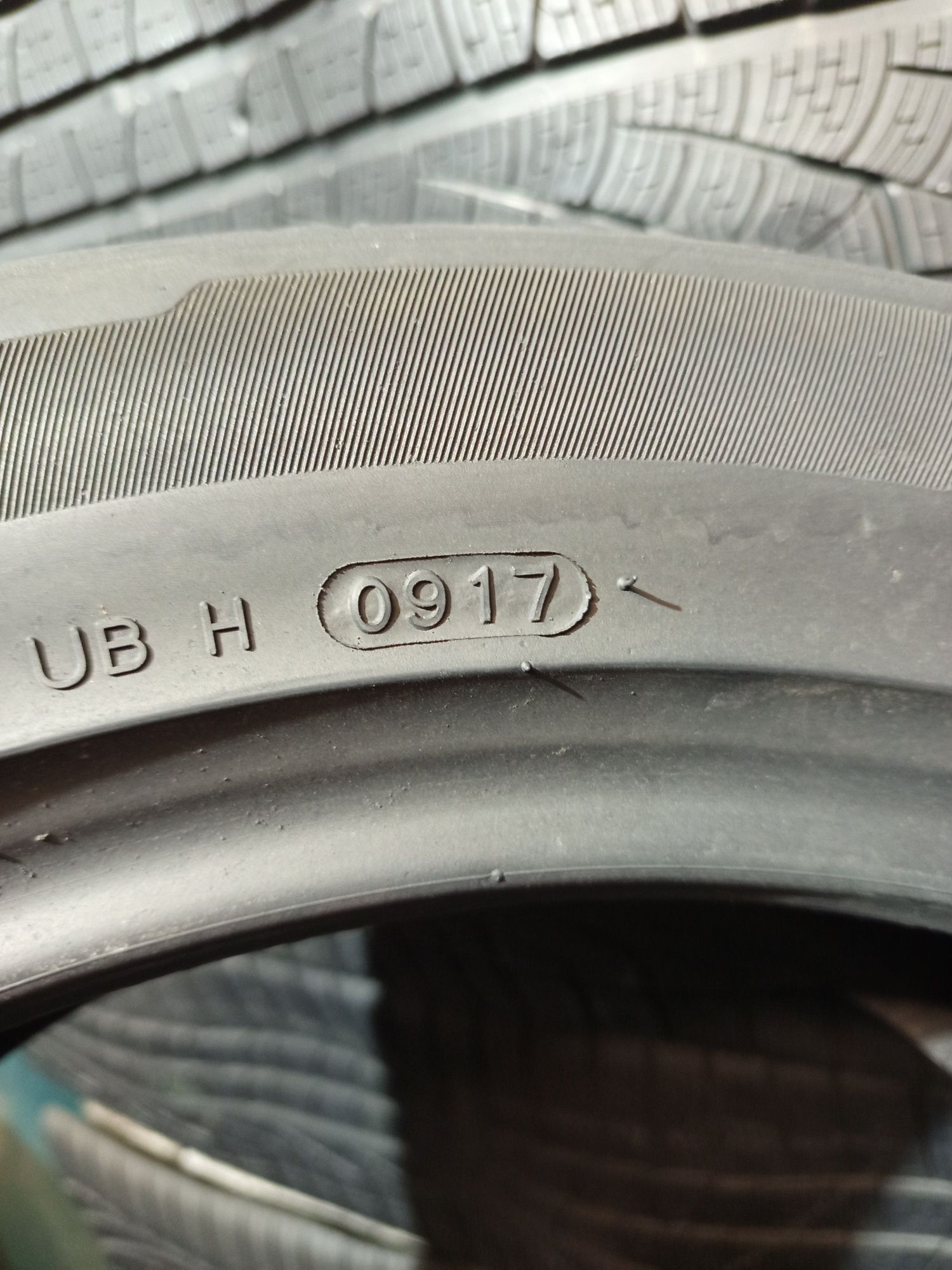 235/50R19 Hankook Ventus S1 Evo 2 SUV