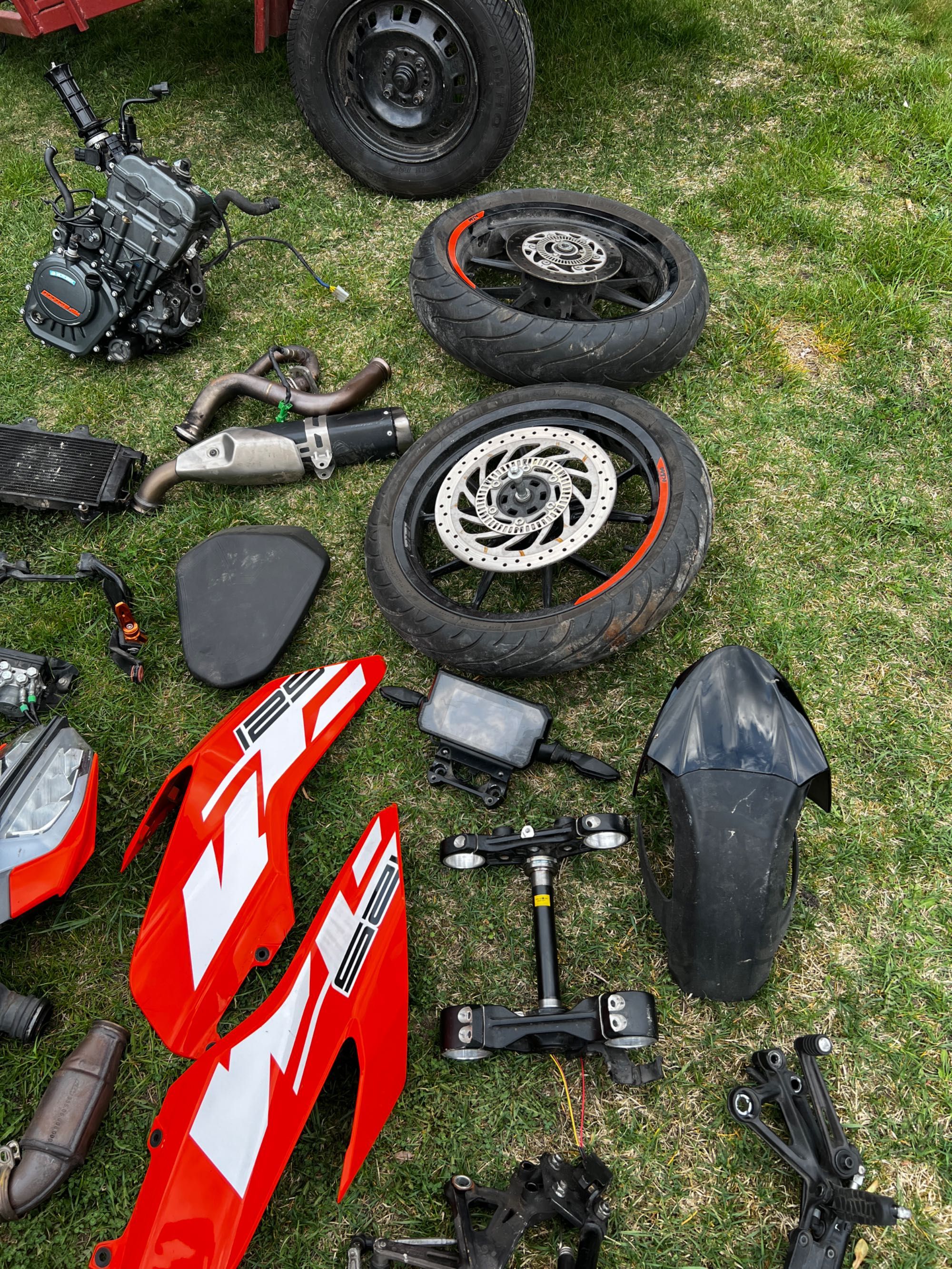 KTM duke 125 Na części !!! OKAZJA !!!