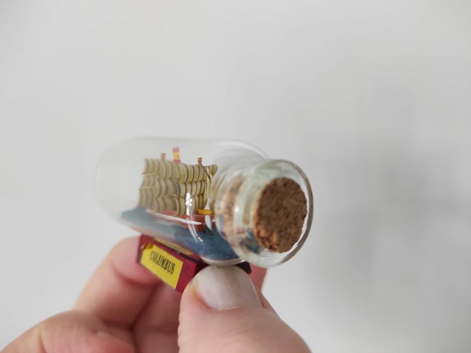 Mini statek w butelce