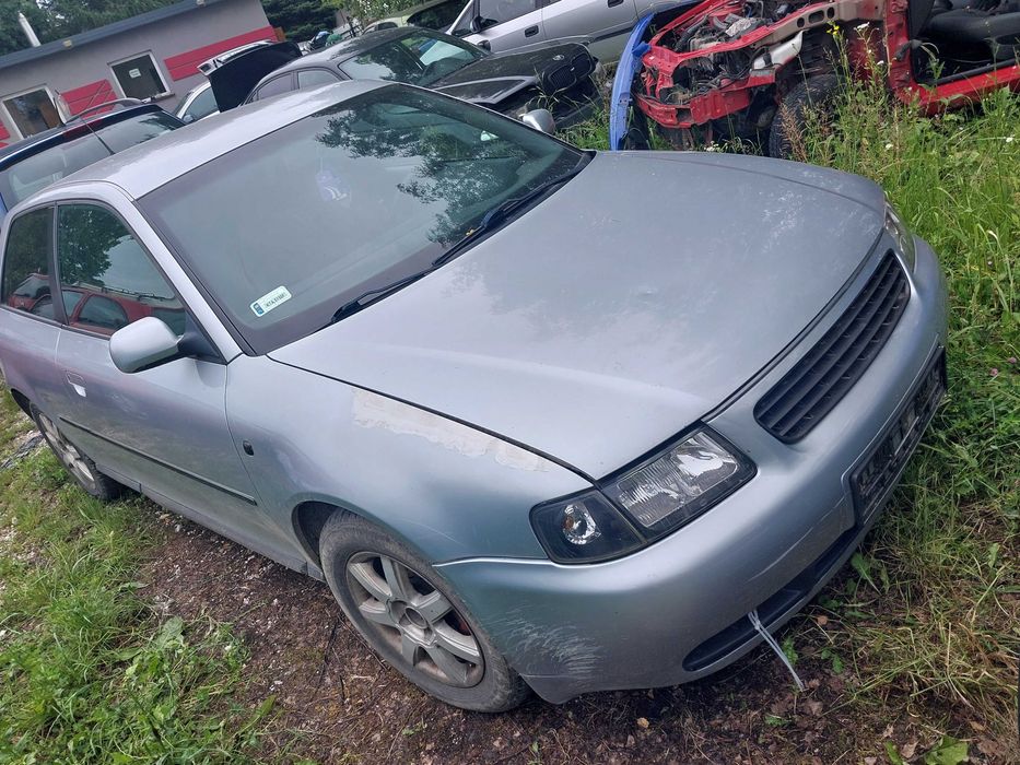 Posiadam czesci audi a3  8l  1.6sr   akl  1998r