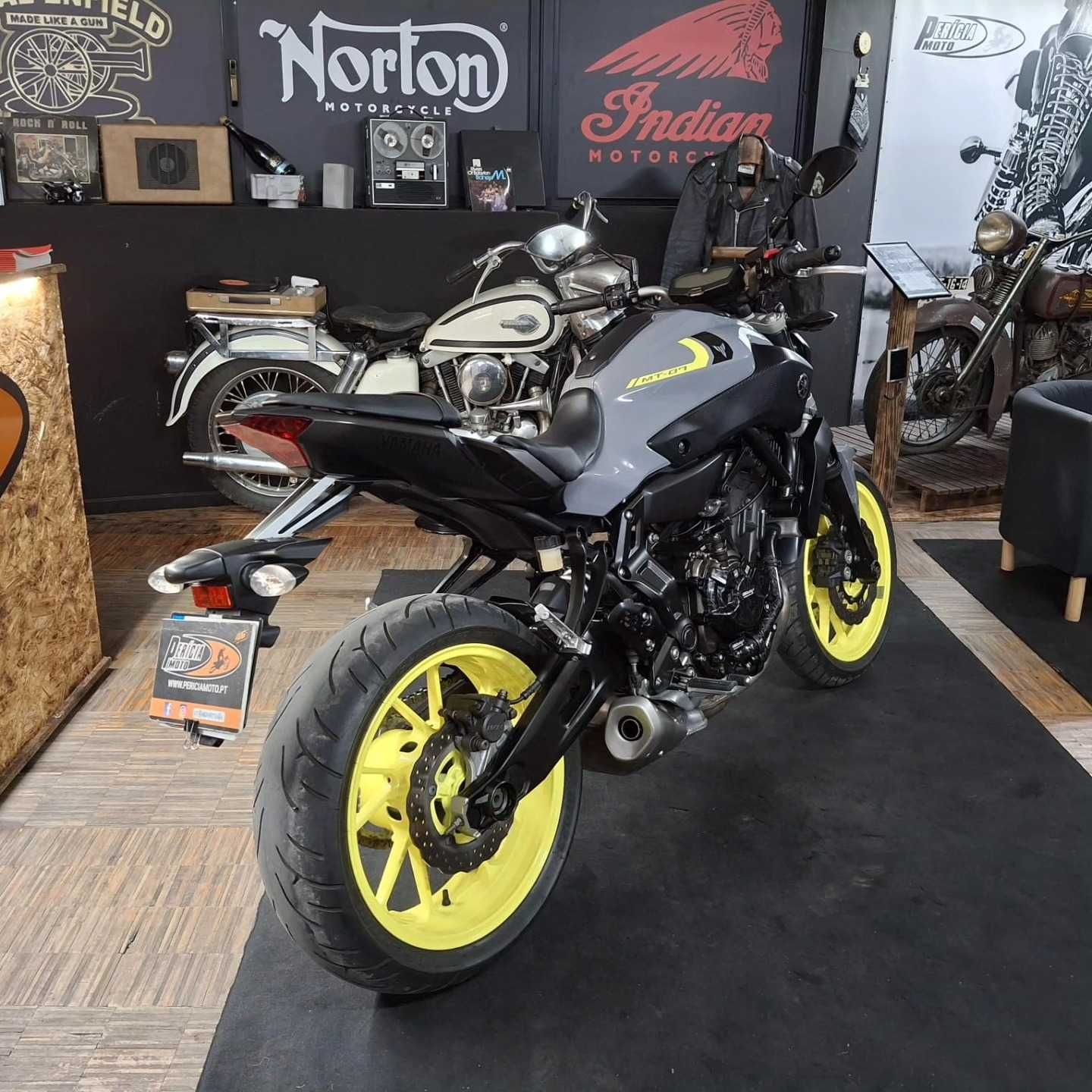 Yamaha MT 07 2016