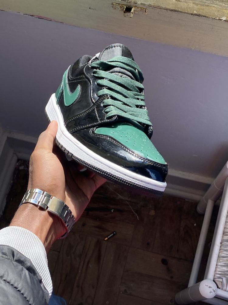 Nike air jordan 1 Low verniz