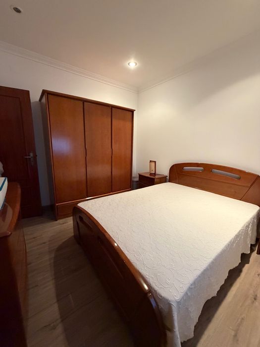 Quarto completo em muito bom estado