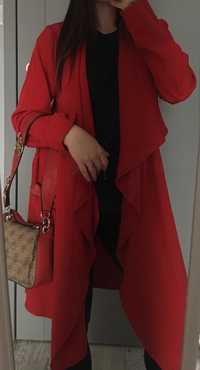 Nowy Damski płaszcz czerwony S XS wiązany