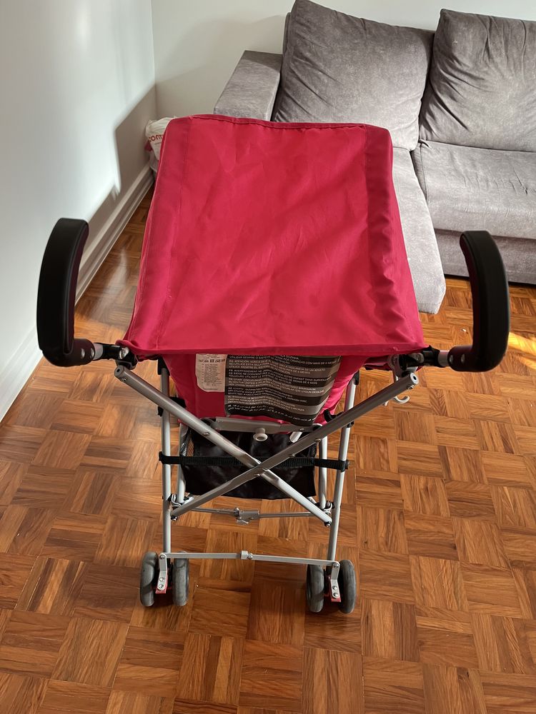 Carrinho de passeio Rosa  30 euros