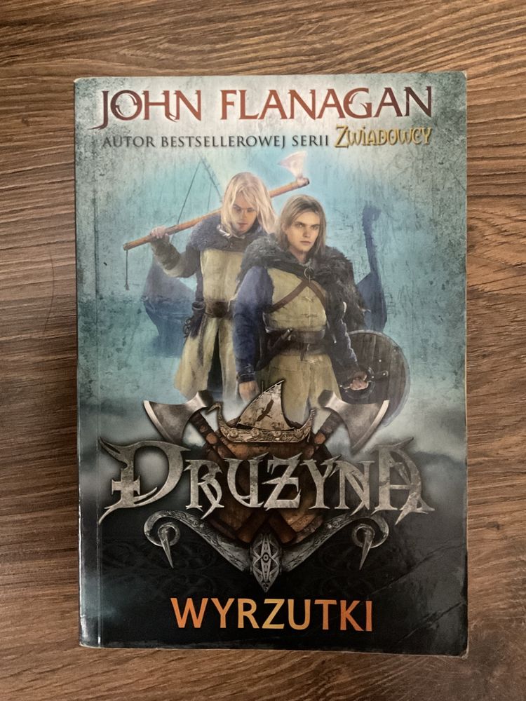DRUŻYNA John Flanagan