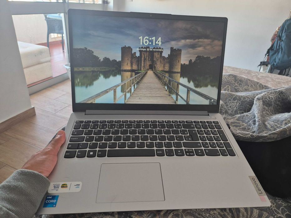 Laptop Lenovo  IdeaPad 1 15IAU7