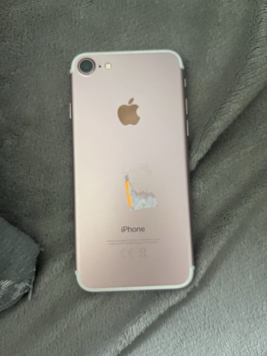 Sprzedam różowego iphone 6 na części