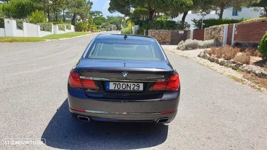 Vendo BMW série 7. Ler texto