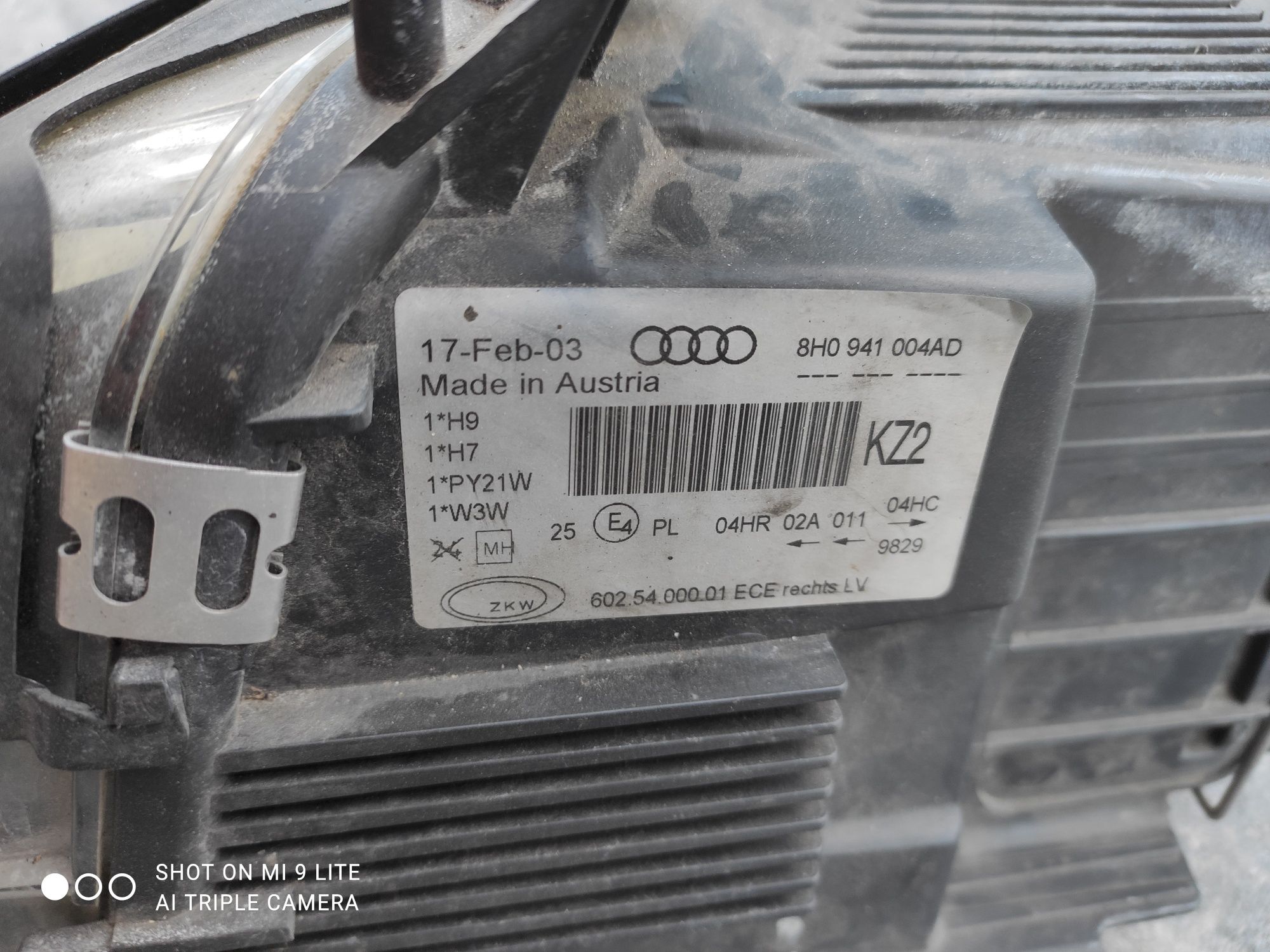 Lampa reflektor prawy przód Audi A4 B6 Cabrio Oryginał Europa