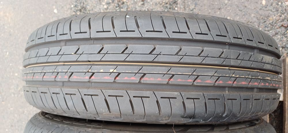 165/65R14 BRIDGESTONE , komplet opon letnich DEMO.