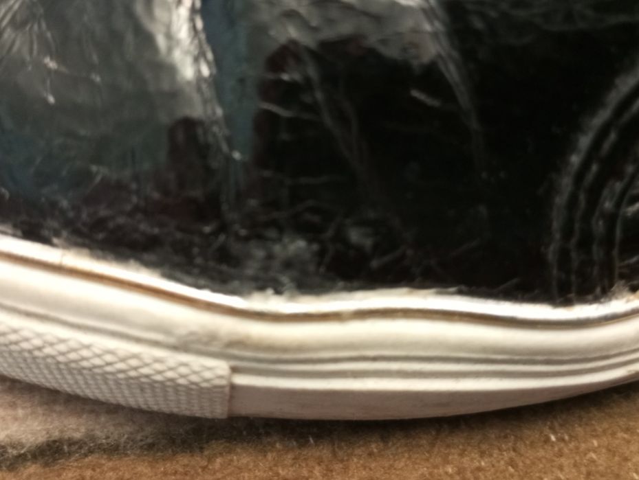 Buty czarne błyszczące