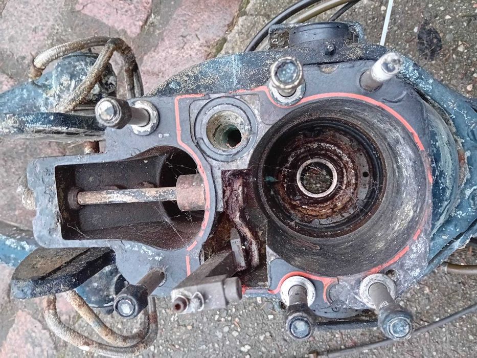 Przekladnia gimbal transom Mercruiser Alpha Volvo Penta Bravo Mercury