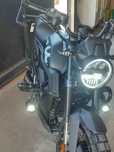 Zontes gk125 com faróis de nevoeiro