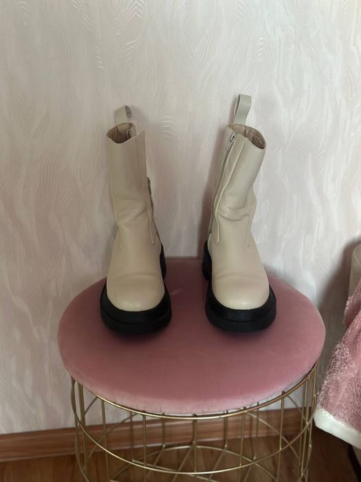 Демісезонні чоботи