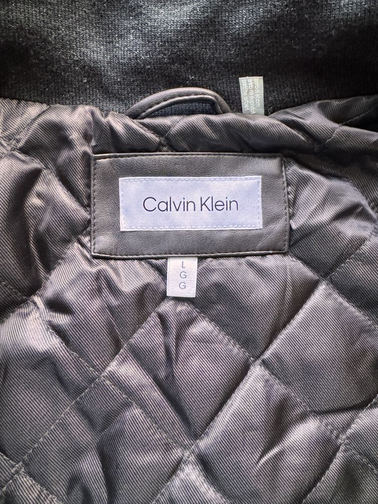 Casaco de Pele Calvin Klein