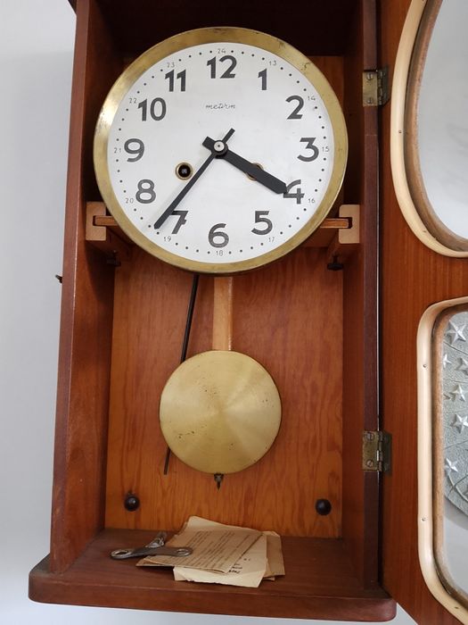 Zegar ścienny Metro